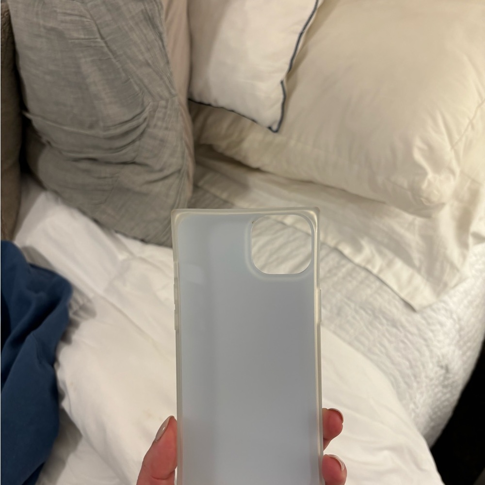 Flaunt square case for iPhone 15 plus